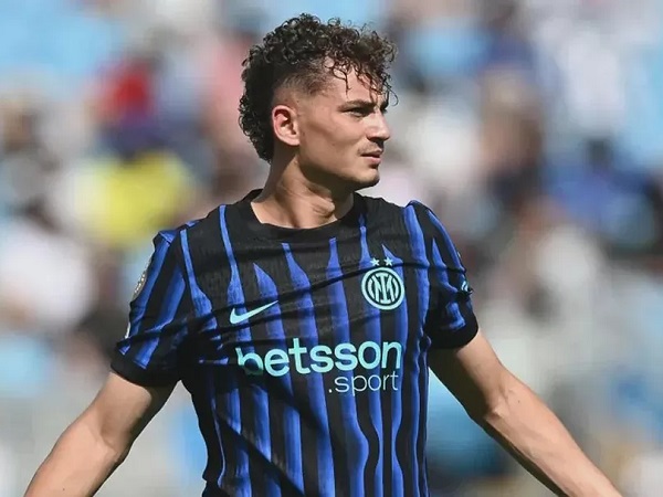 Transfer Sebastiano Esposito Memanas, Cagliari Siap Samai Tawaran Parma