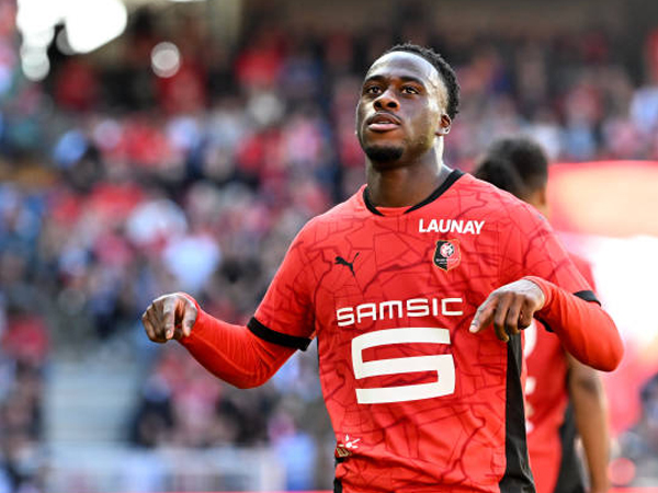 Matteo Moretto Bantah Minat Milan Pada Arnaud Kalimuendo
